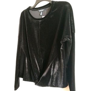 ELLEN TRACY Size M Black Velvet Blouse Long Sleeve